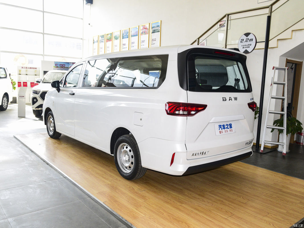 Monovolumen eléctrico de mano izquierda Coche eléctrico de nueva energía Uso empresarial familiar grande Monovolumen EV