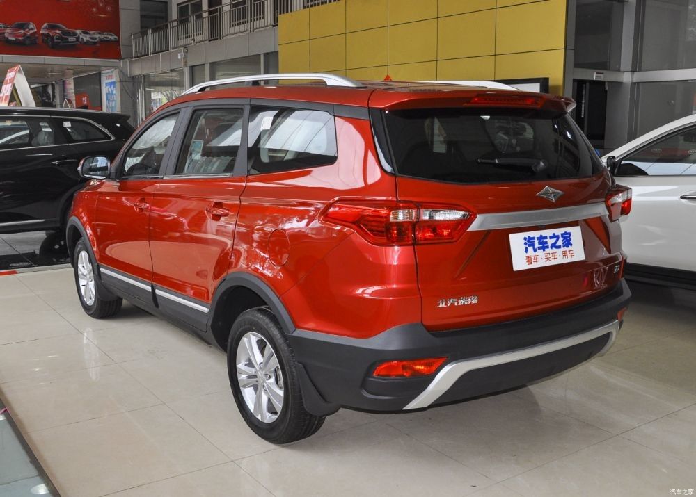 Coche de alta velocidad de la impulsión de la mano izquierda de los asientos de la gasolina 5 de SUV de la gasolina del acuerdo 160Km/H