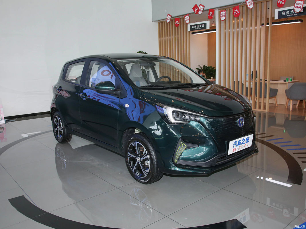 5 velocidad larga de la gama de Seater Mini Electric Hatchback los 310km NEDC de la puerta 5