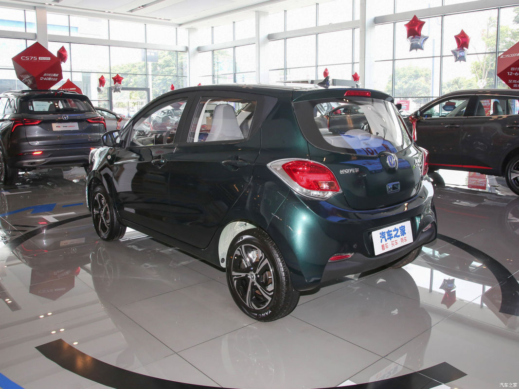 5 velocidad larga de la gama de Seater Mini Electric Hatchback los 310km NEDC de la puerta 5