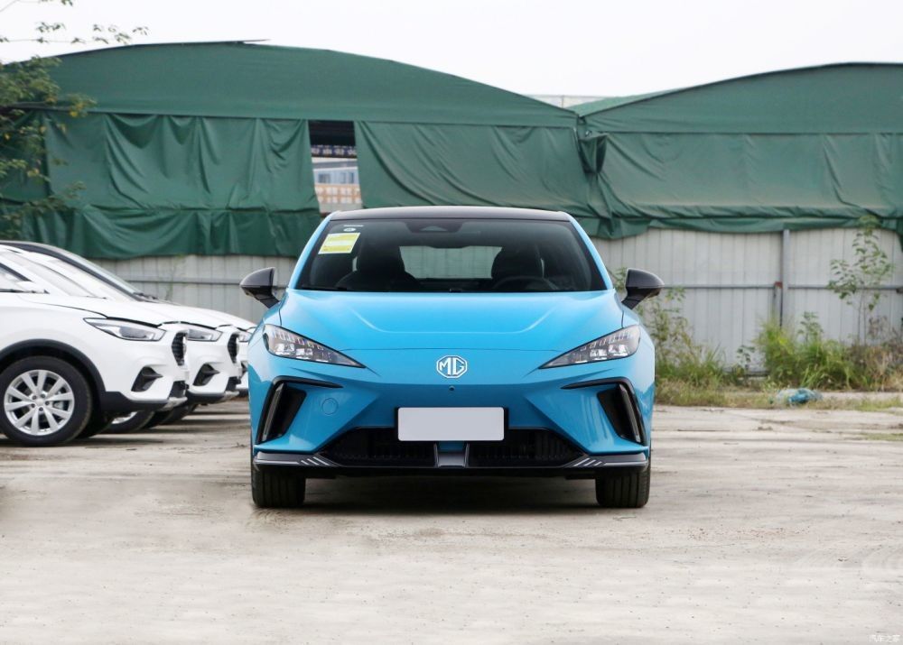 4 ruedas 5 Seat del vehículo 4 de New Energy de la ventana trasera de las puertas LHD los 425km MG4 EV