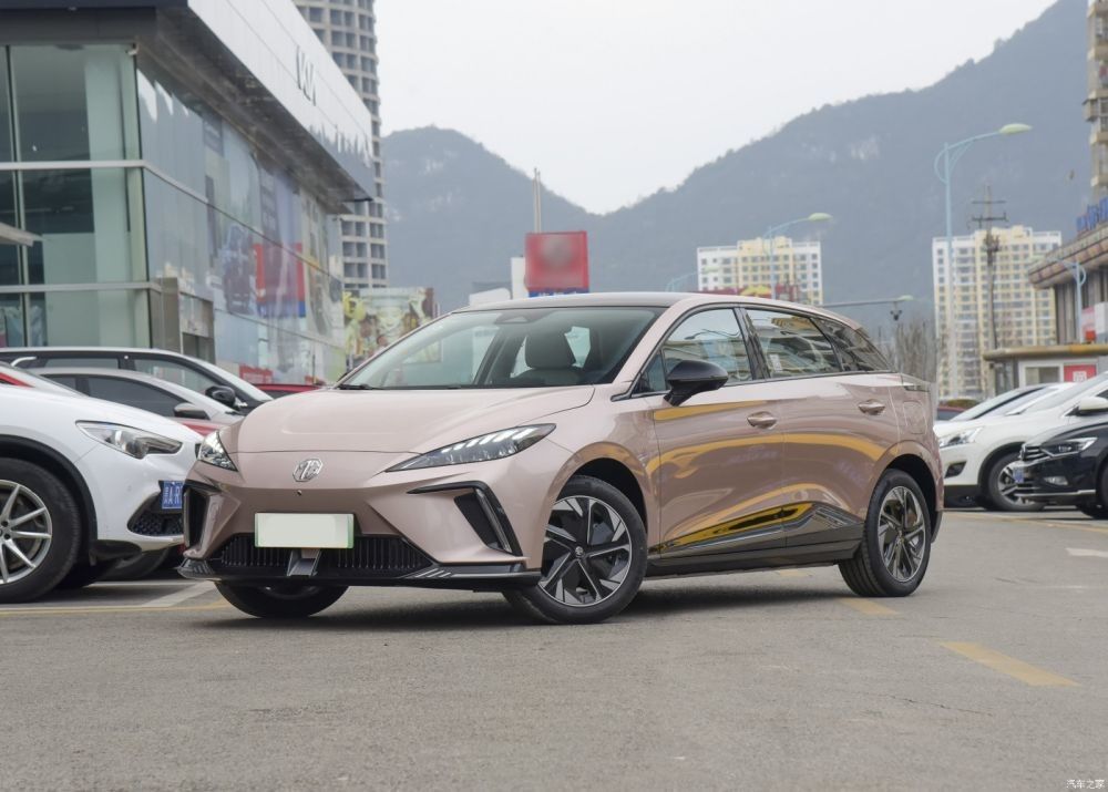 Sedán eléctrico de los deportes de New Energy de la ventana trasera de MG4 MULAN EV del kilometraje eléctrico de los coches los 425km