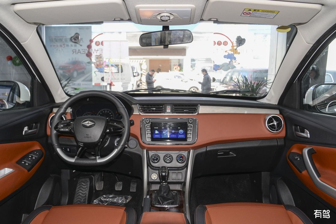Los 7 coches prácticos de la gasolina de Seater utilizan diariamente 7 el cambio manual del engranaje de SUV 5 de los asientos