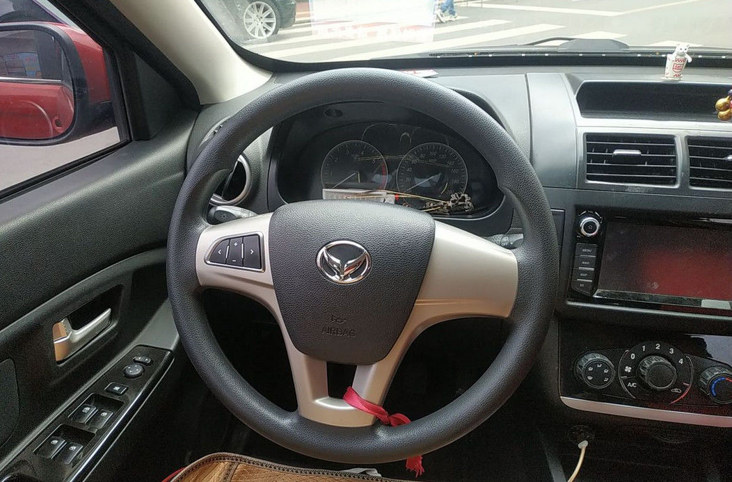 Cargo para uso general Van de H2E Mini Inventory Van Left Steering BAIC 102 caballos de fuerza