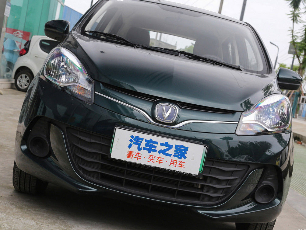 Batería del fosfato del hierro del litio de la ventana trasera de la E-estrella EV de Changan o 5 puertas ternarias 5 asientos