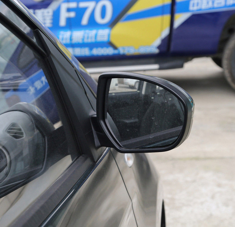 Batería del fosfato del hierro del litio de la ventana trasera de la E-estrella EV de Changan o 5 puertas ternarias 5 asientos