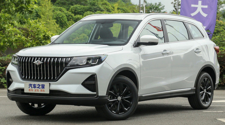 Gasolina 7-Seater SUV de High Tech de BAIC con 6 la ventana trasera del combustible del engranaje 1.5L