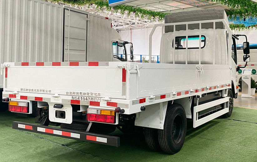 4.5T sola fila Electric puro Cargo Van EV Fence Transport Vehicle 80.64kWh de 4,15 metros