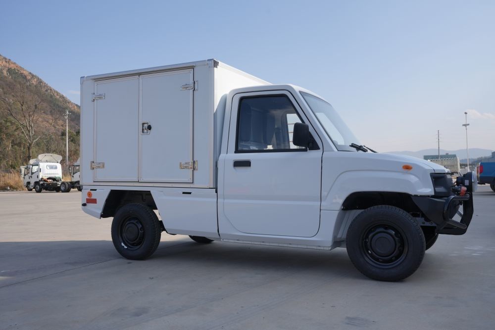 entrega eléctrica Van With Box del cargo de los asientos de la camioneta pickup 2 de 4kw 50km/H EV