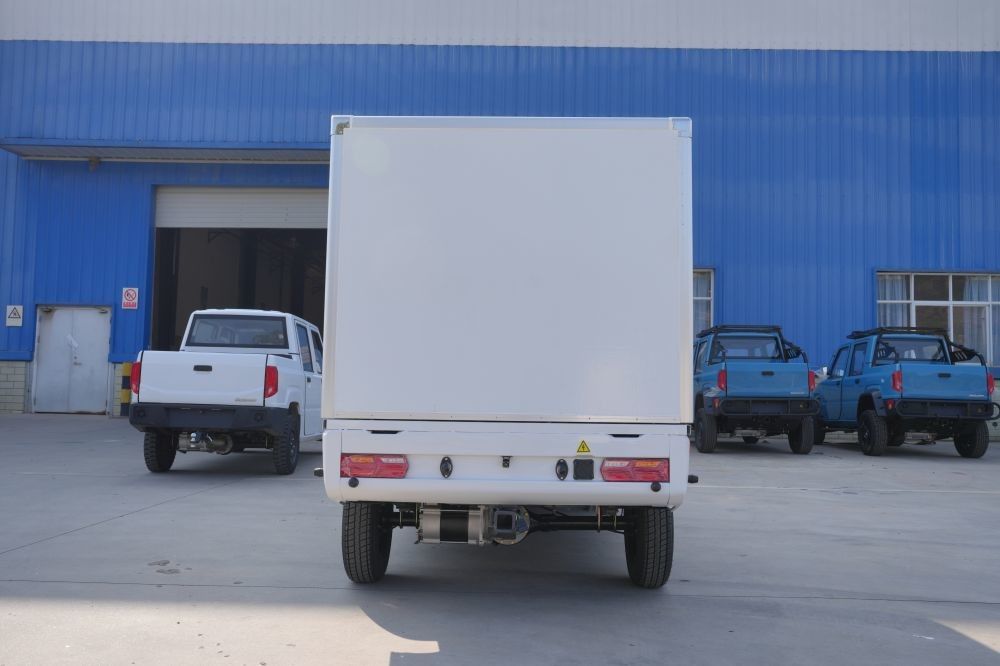 entrega eléctrica Van With Box del cargo de los asientos de la camioneta pickup 2 de 4kw 50km/H EV