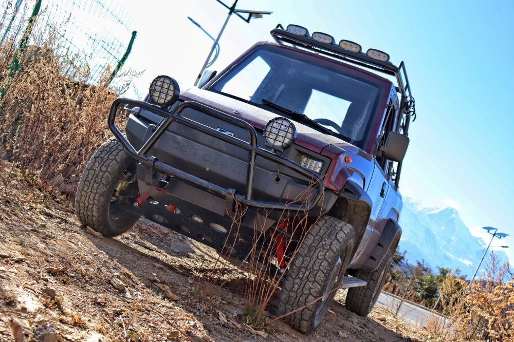 camioneta eléctrica del camión de la camioneta pickup de la batería de litio EV de los 80km/H 240ah mini con la superficie plana
