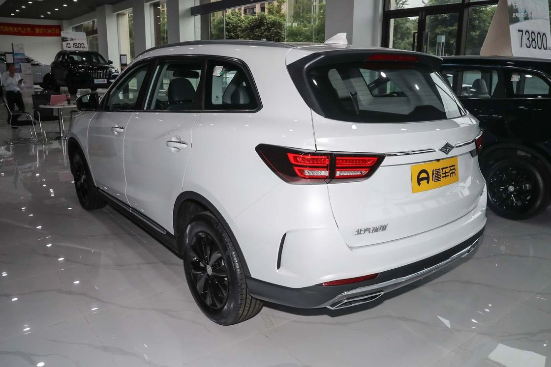 Motor delantero SUV de gasolina Sport Utility Vehicle 5/7 asientos Gran coche espacial