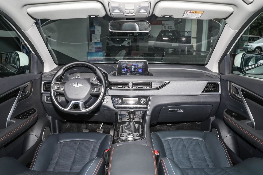 Motor delantero SUV de gasolina Sport Utility Vehicle 5/7 asientos Gran coche espacial