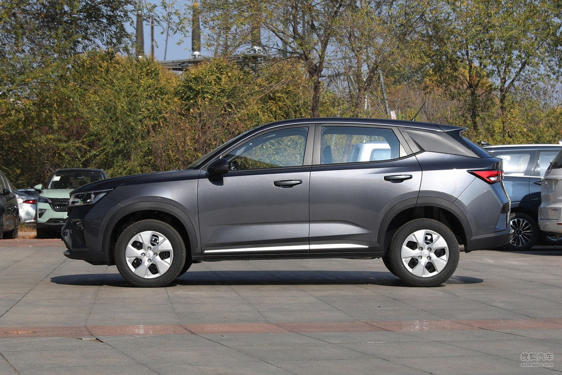 1.5L Compacto SUV de gasolina 5 asientos Gran espacio Vehículos de alto rendimiento SUV familiar al aire libre