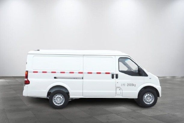 Vehículo de carga comercial Camión de carga eléctrico Conducir con seguridad 3 sondas 360 Nm 130 Km/H