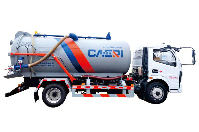 Masa total 18000 kg Camión de carga pesado EQ1125SJ8CDC Modelo de chasis Vehículo de succión de aguas residuales