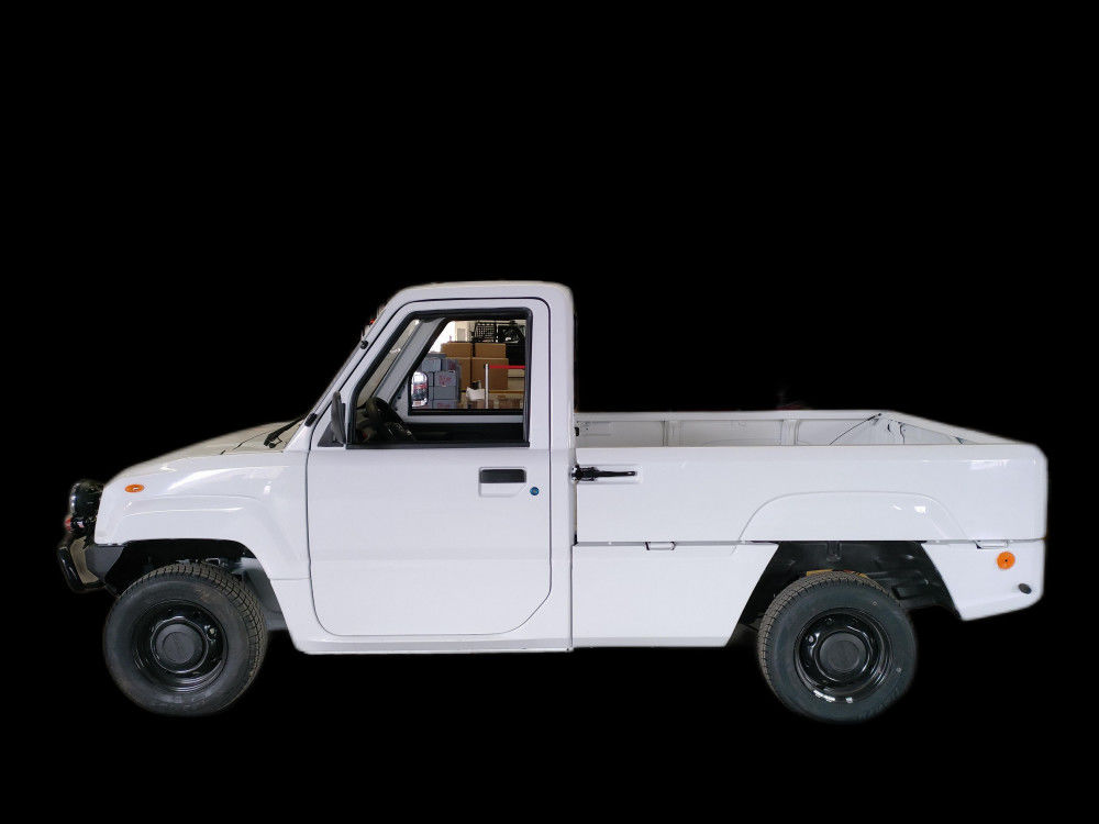 (certificado CEE) Camionetas eléctricas de gran potencia Peso bruto kg 1370 Potencia nominal kW 4 kW