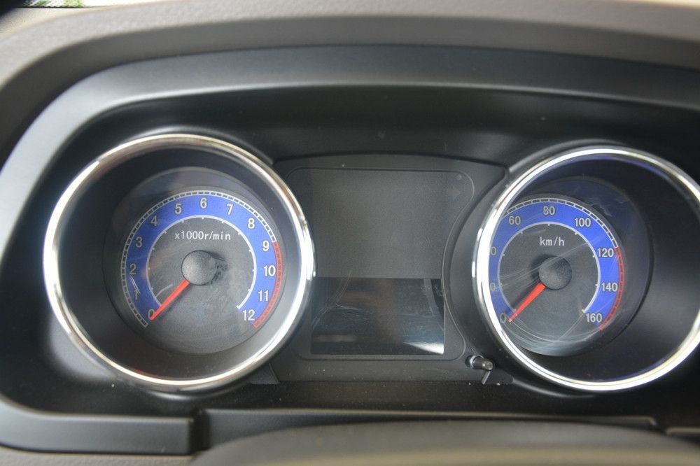 Carga rápida de CC 0,8h Temperatura ordinaria 80% camionetas eléctricas con faros halógenos