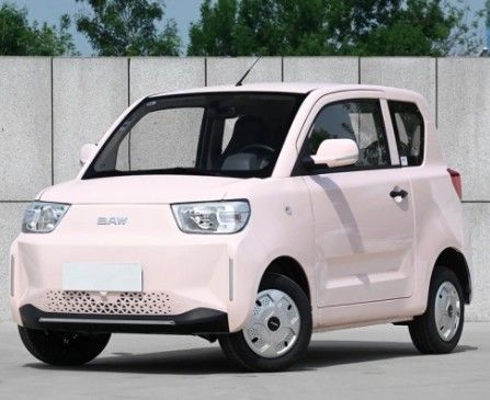 2024 Hatchback de 4 asientos Pequeño vehículo eléctrico Modo de tracción trasera Mini automóviles modificados