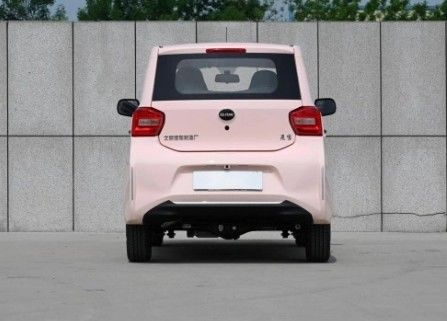 Nuevo vehículo eléctrico de energía 1940 mm Base de ruedas modificada coches Hongguang Mini EV con 85 par máximo