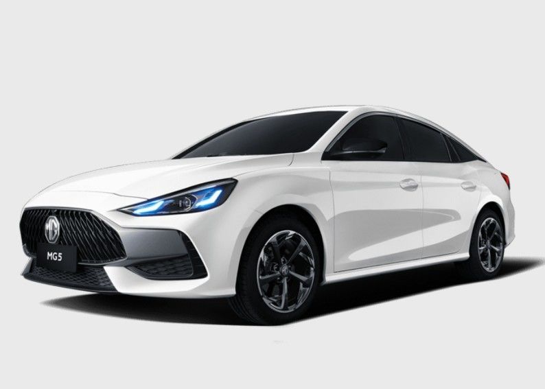 Cómodo coche de gasolina blanco 4 puertas 5 asientos en venta en stock FF modo de conducción