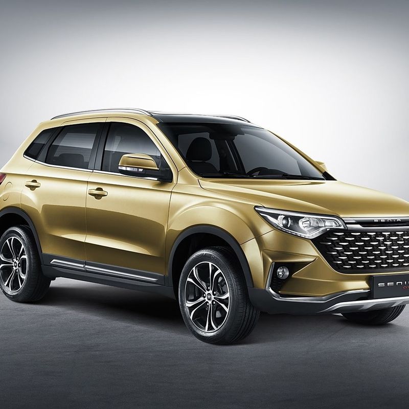 2024 5 puertas 5 asientos Suv Puerta plana 1.5L Manual Confort Modelo Faw Sirius R7 Gasolina